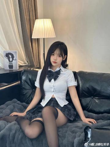 蜜桃视频精品推荐
